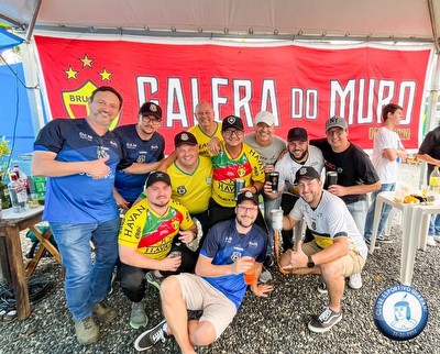 Galera do Muro